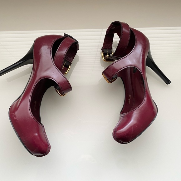 Louis Vuitton Burgundy Ankle Straps  Gold Buckles Heels SZ 6/36 - Picture 5 of 13